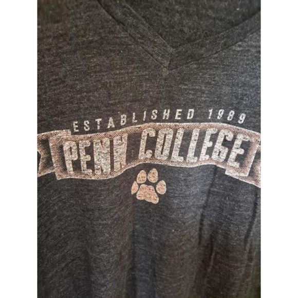 Jansport Penn College Relaxed Fit Shirt Size XL - Picture 2 of 4